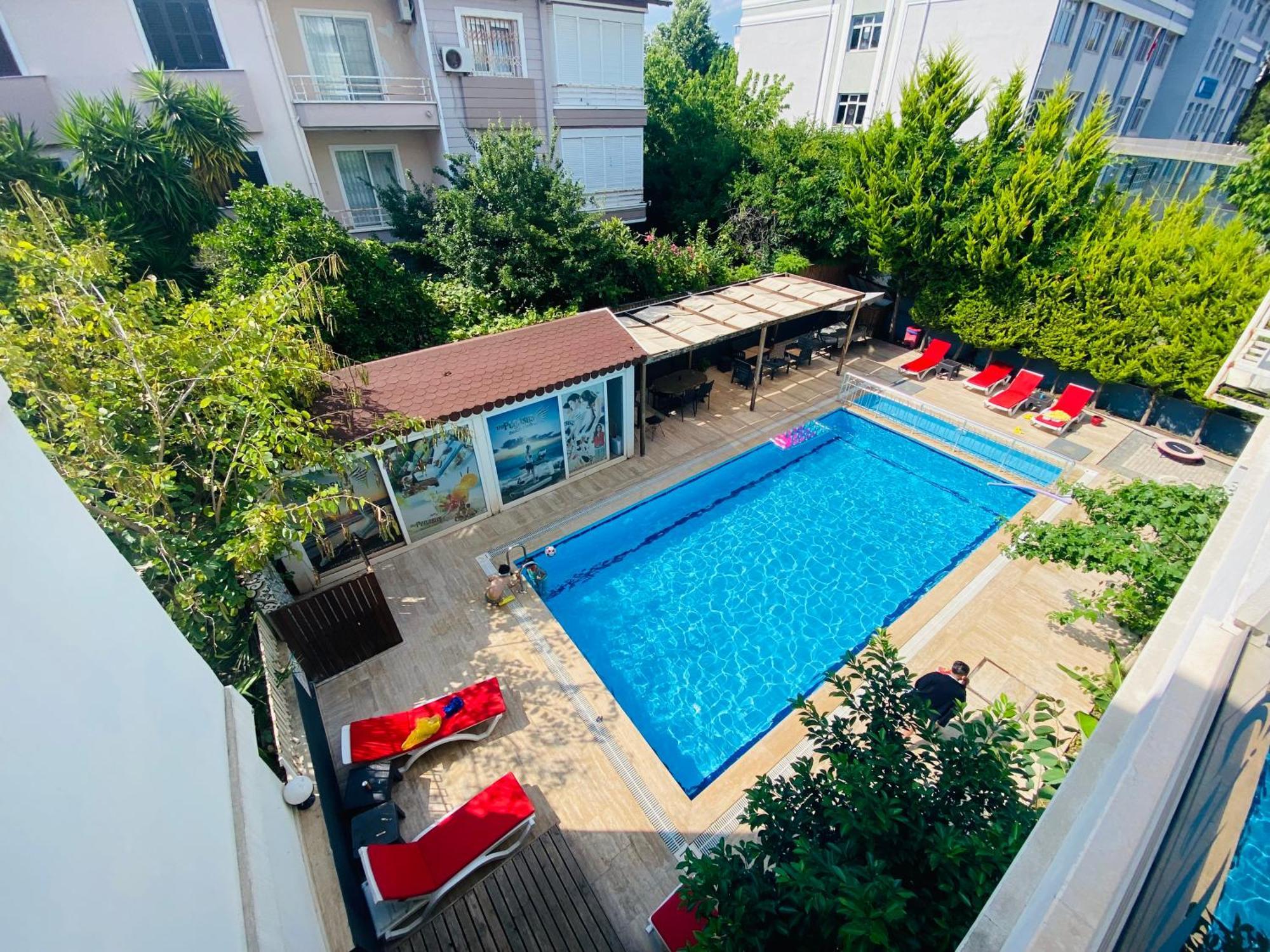 Royal Loft Suit Aparthotel Antalya Bagian luar foto